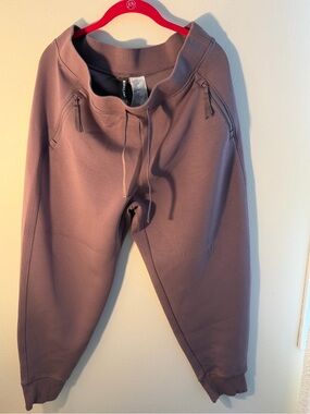 Kirkland Signature Mauve Drawstring Joggers with Zip Pockets
